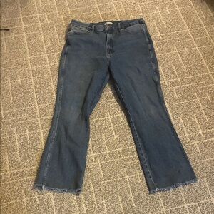 Good American Medium Blue Straight-Leg Jeans with Raw Hem